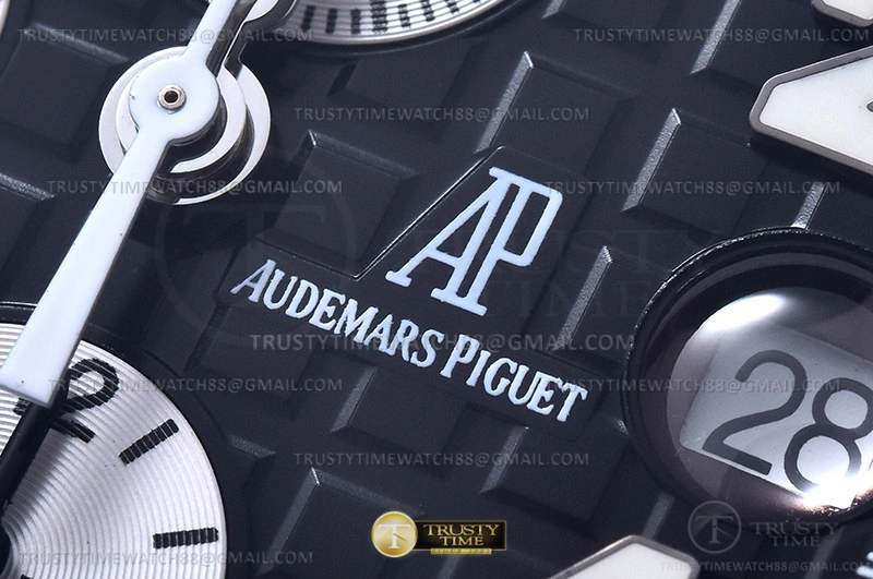 SmoothTexture AP ROO Chronograph CER SS RU Grey Num APF 7750 Mod 2