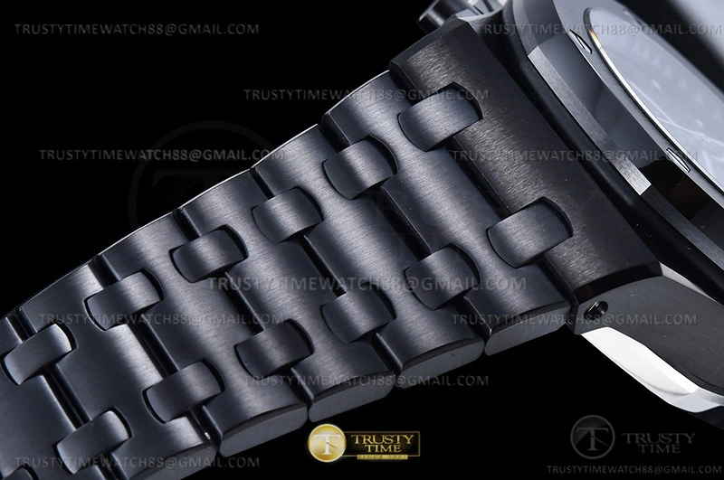 Seasonal AP ROO Chronograph DLC DLC Black Dot APF 7750 Mod 14