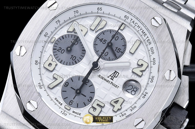 OdorResistant AP ROO Chronograph SS SS Wht Silv Num APF 7750 Mod 9