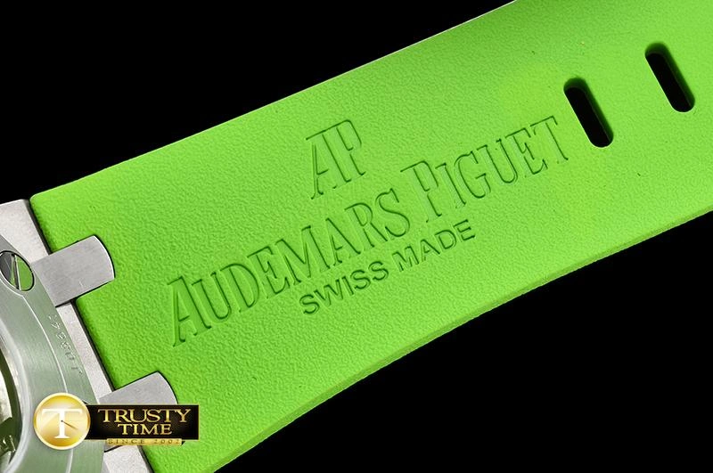 SunProtective AP0413D – Royal Oak Diver 28