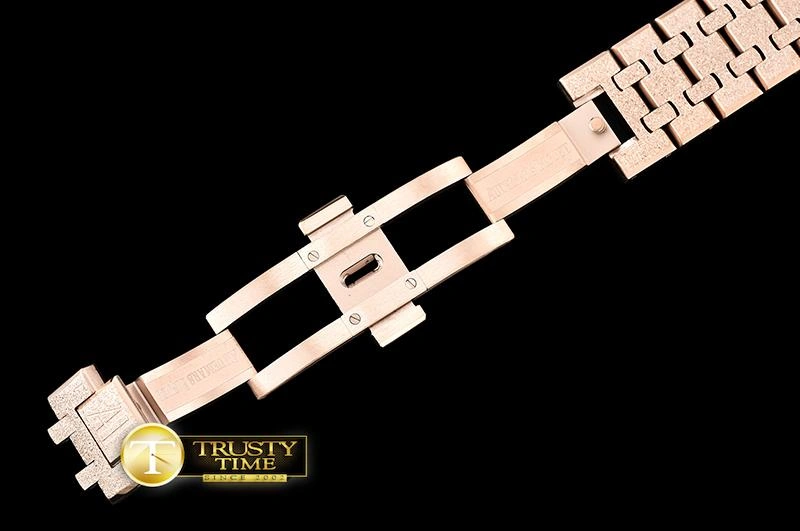 AP0513A – AP Royal Oak 37mm StreetReady 10