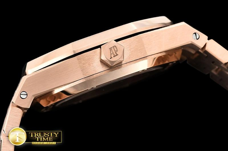 AP0513A – AP Royal Oak 37mm StreetReady 10