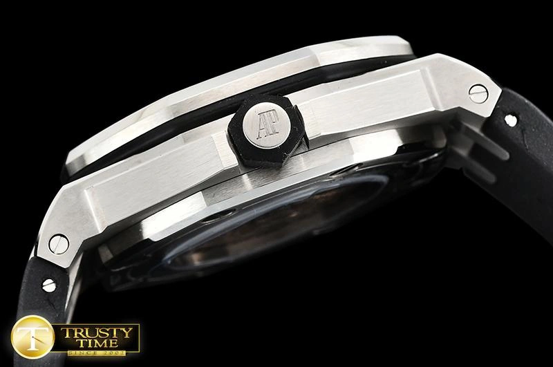 AP0524 – Royal Oak Offshore Diver Effortless 36