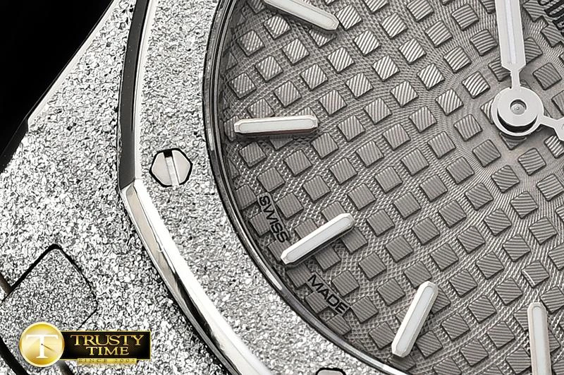 Seasonal AP0530A – AP Royal Oak 33mm 38