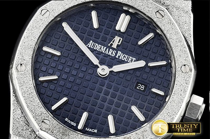 Lightweight AP0530B – AP Royal Oak 33mm 40