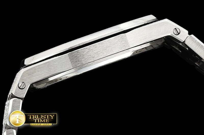 Lightweight AP0530B – AP Royal Oak 33mm 40