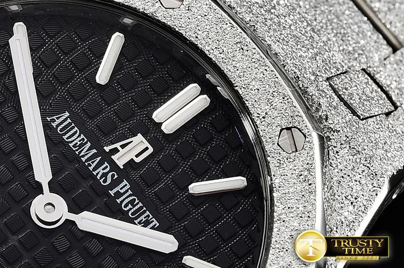 Sporty AP0530D – AP Royal Oak 33mm 42