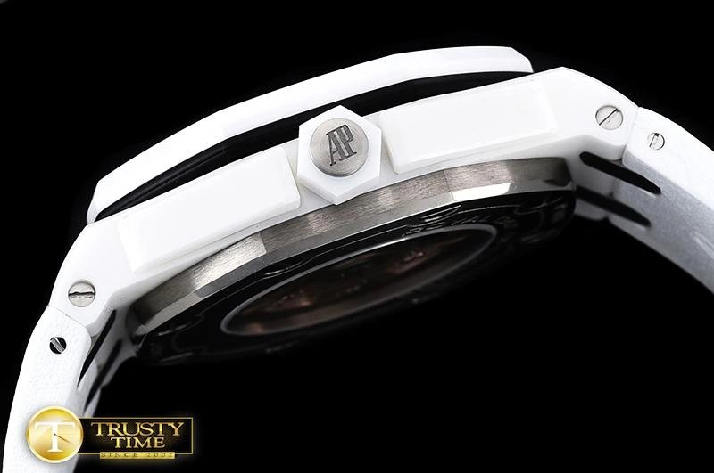 Effortless AP0546 – Royal Oak Diver 55