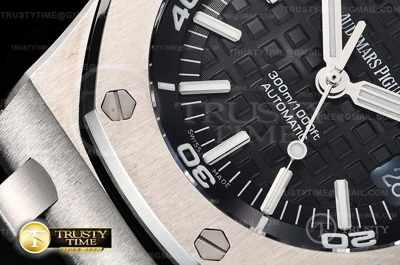 TechFriendly AP0592 – Royal Oak Offshore Diver 69