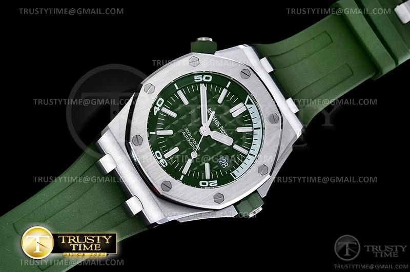 AP0612 – Royal Oak Diver EasyCare 72