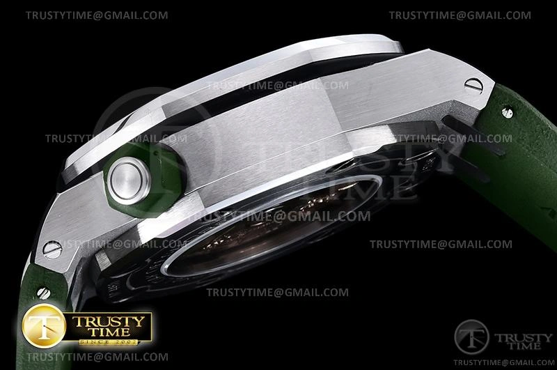 AP0612 – Royal Oak Diver EasyCare 72