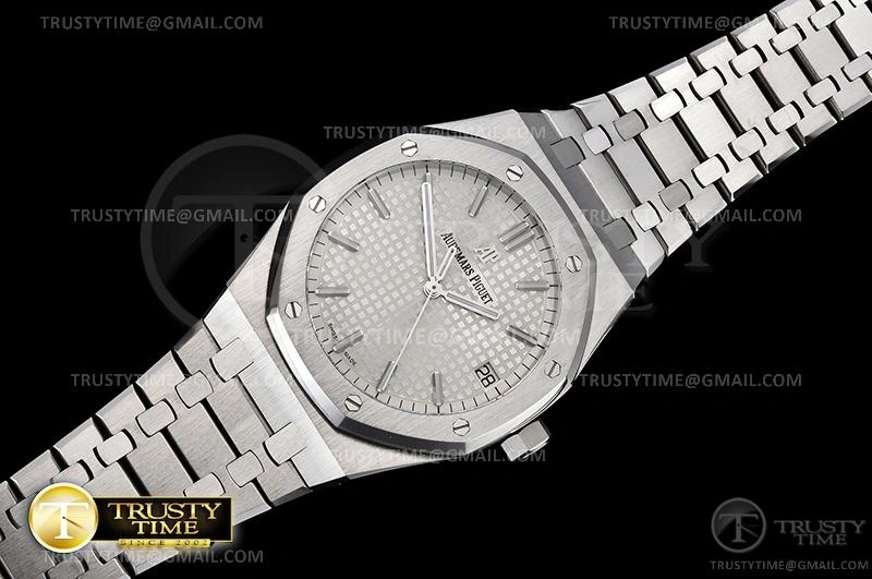 EasyCare AP0620D – Royal Oak 41mm 77