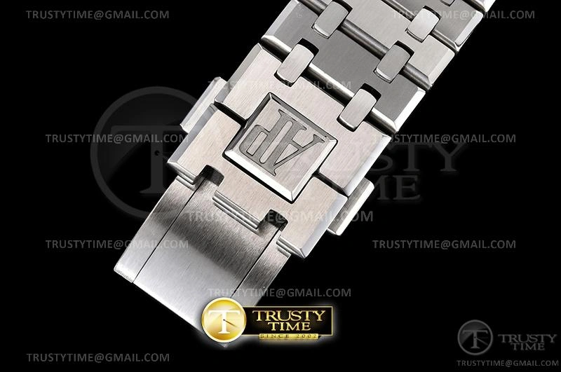EasyCare AP0620D – Royal Oak 41mm 77
