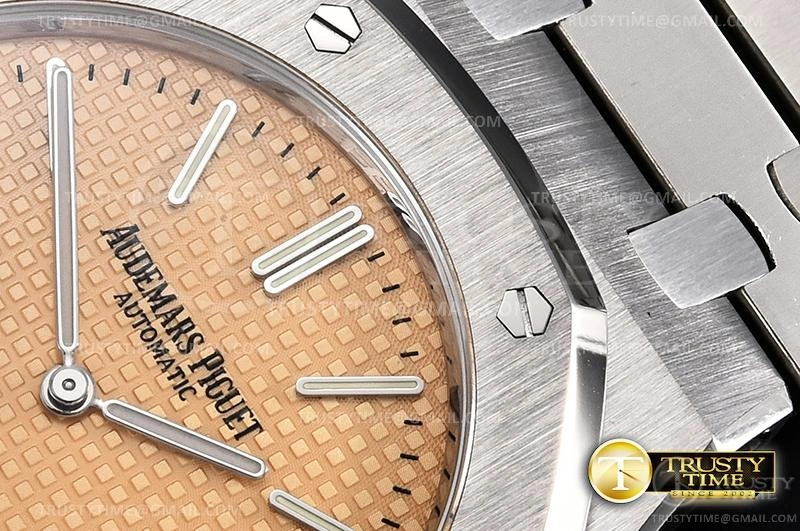 AP0626 – Royal Oak Jumbo SportInspired 78
