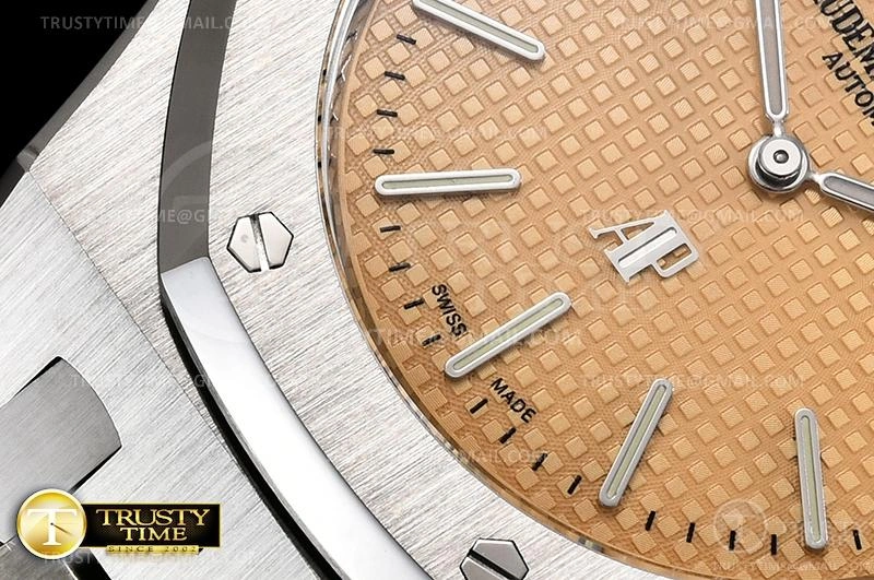 AP0626 – Royal Oak Jumbo SportInspired 78