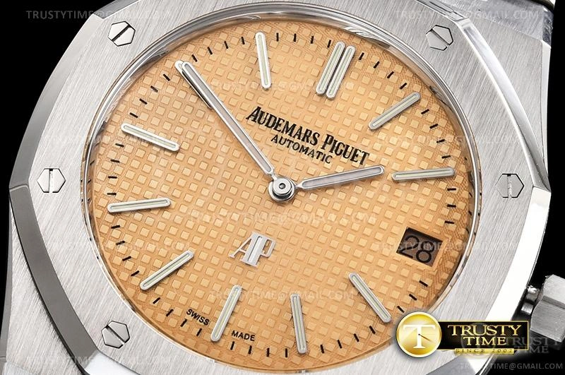 AP0626 – Royal Oak Jumbo SportInspired 78