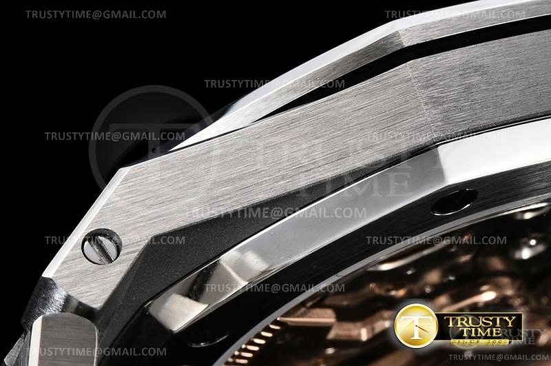 AP0626 – Royal Oak Jumbo SportInspired 78