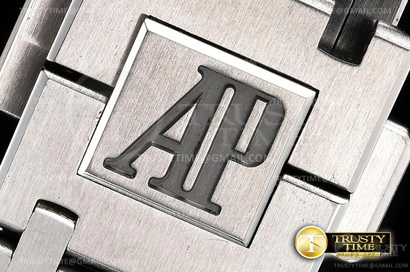 AP0626 – Royal Oak Jumbo SportInspired 78