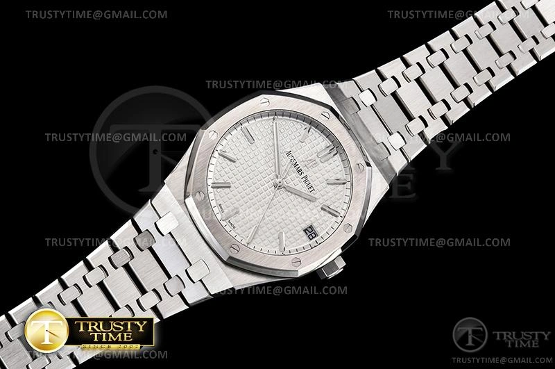 AP0627 – Royal Oak 41mm FlexibleFit 79