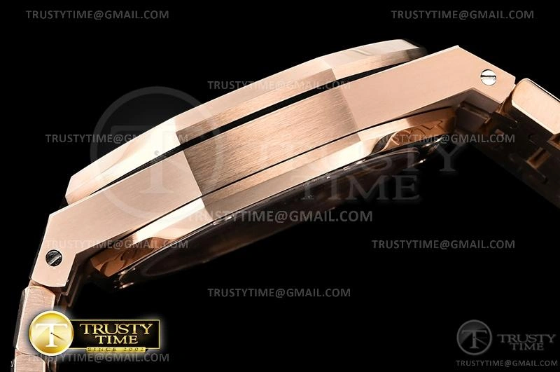 AP0628B – Royal Oak 41mm Effortless 81