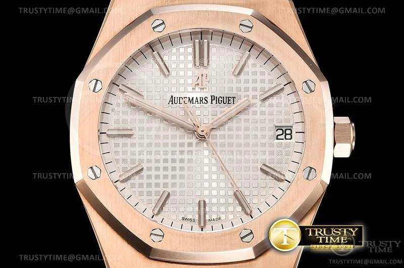 AP0629B – Royal Oak 41mm Casual 83