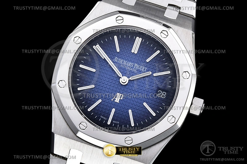 AP0733 – Royal Oak Jumbo 15202IP SS SS S-Blue ZF A SmoothTexture 85