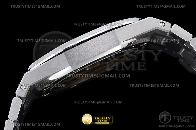 AP0733 – Royal Oak Jumbo 15202IP SS SS S-Blue ZF A SmoothTexture 85