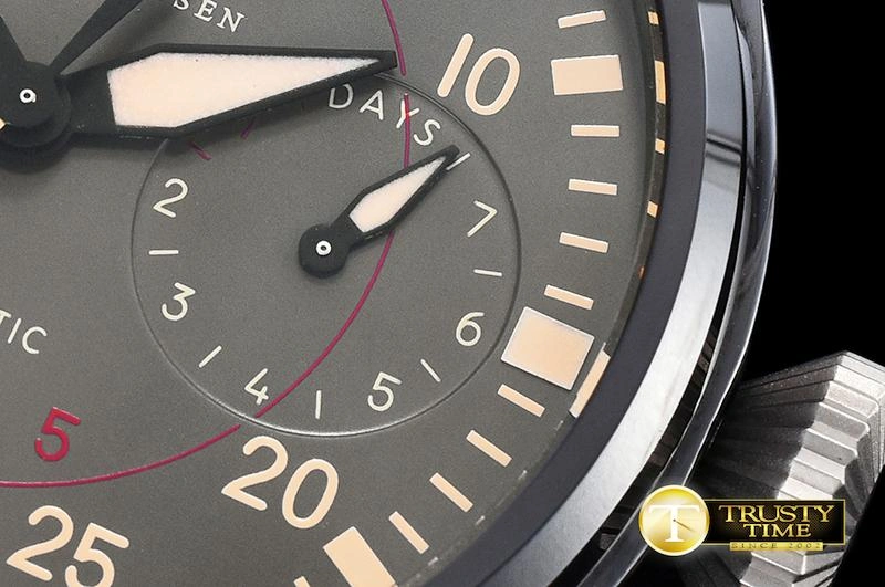 Premium IWC0372 – Big Pilot Top Gun 213