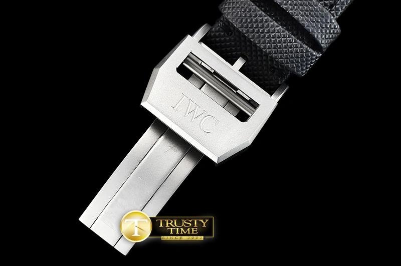 IWC0384 – Big Pilot Rodeo Drive Bright 211