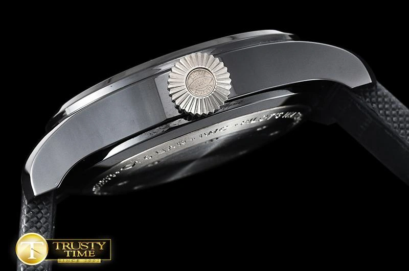 IWC0384 – Big Pilot Rodeo Drive Bright 211