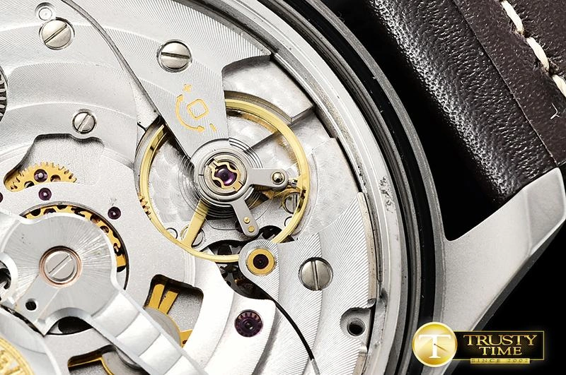 IWC0394A – Big Pilot Heritage Sophisticated 209