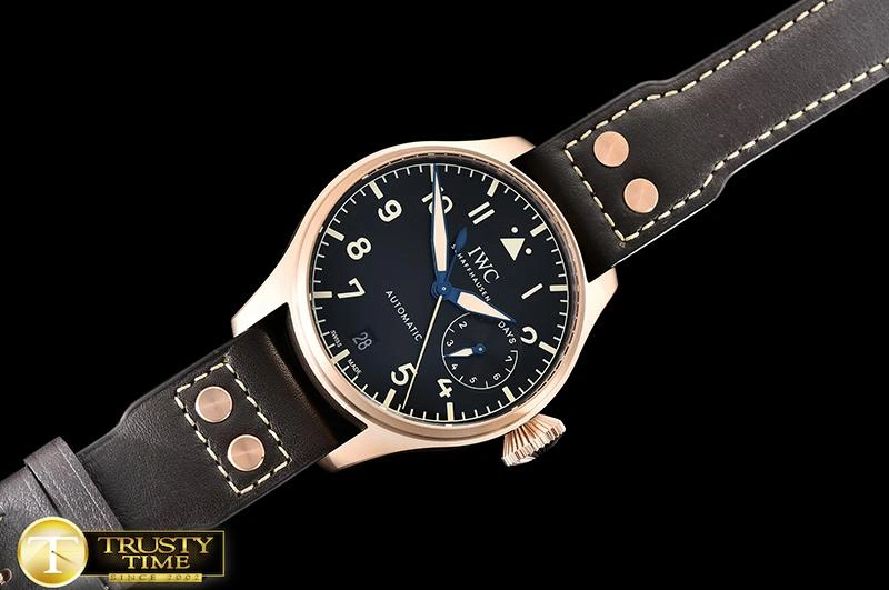 IWC0394B – Big Pilot Heritage ComfortFit 220