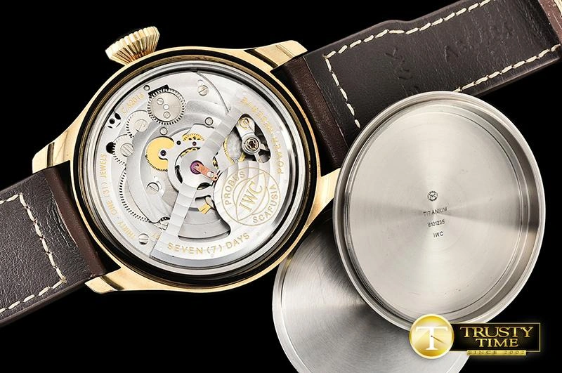 IWC0404 – Big Pilot OnTrend 216