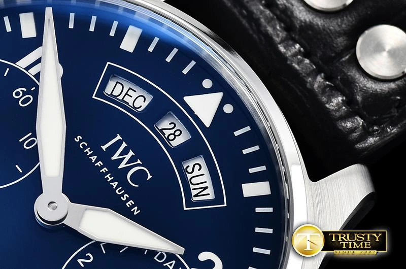IWC0433A – Big Pilot Annual Lightweight 245
