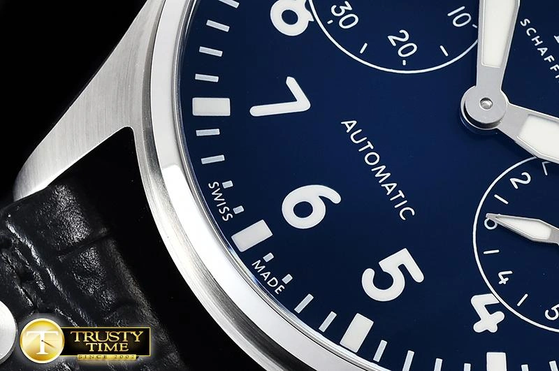 IWC0433A – Big Pilot Annual Lightweight 245