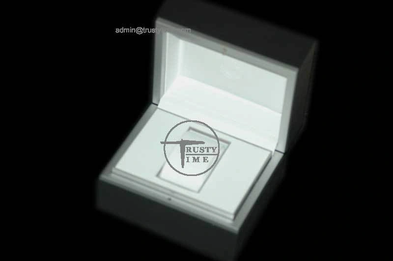 IWCACC002 –  Design Boxset for IWC watches SmoothTexture 275