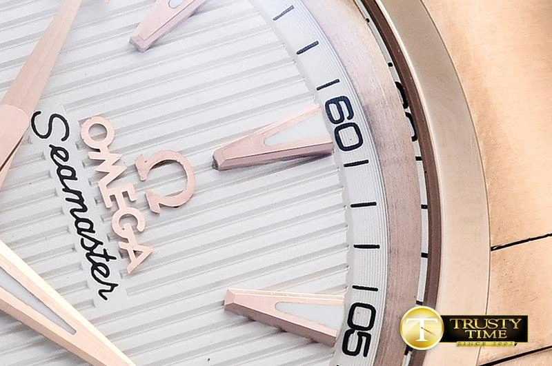 OMG0465D – Aqua Terra 38mm Refined 294