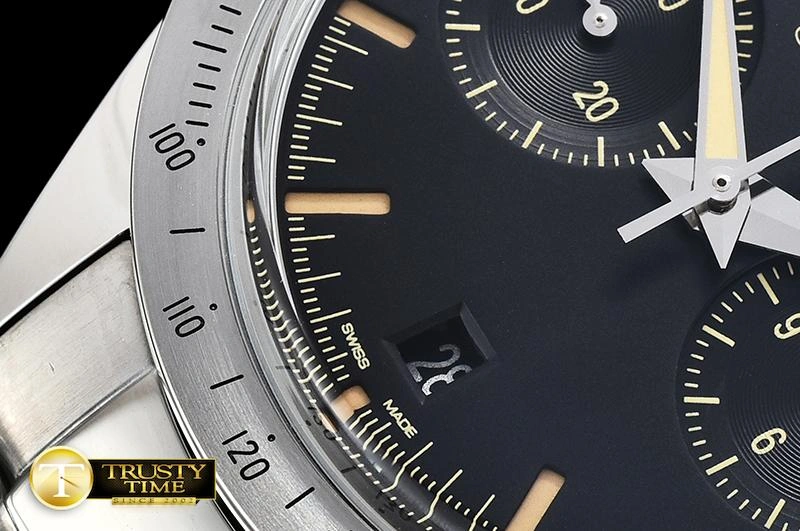 OMG0524D – Speedmaster Chronograph Timeless 318