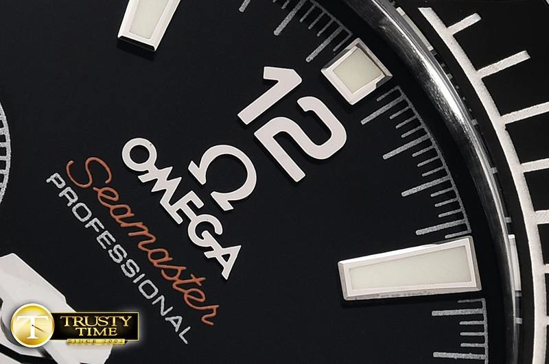 OMG0625A – Planet Ocean Chrono ModernLook 366