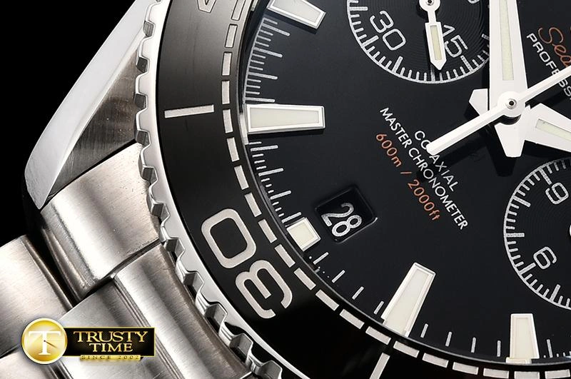 OMG0625A – Planet Ocean Chrono ModernLook 366