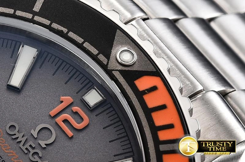 Thermal OMG0625C – Planet Ocean Chrono 367