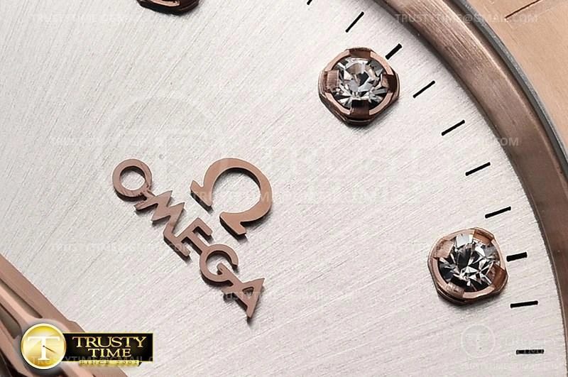 OMG0632A – Constellation Co-Axial 38mm Trendsetting 370