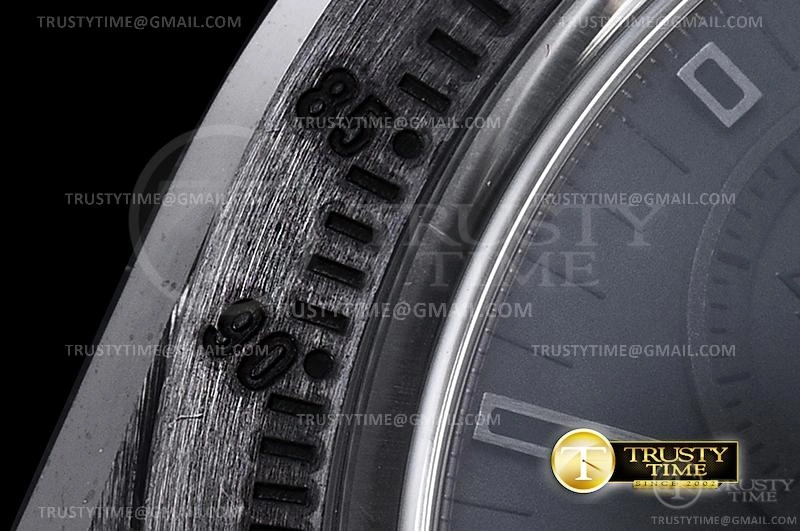 OMG0653A – Speedmaster SportInspired 378