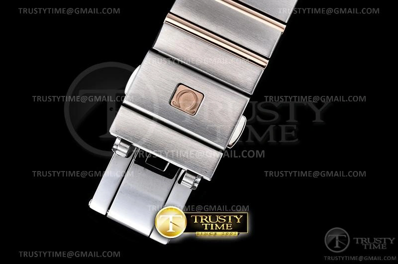 Unique OMG0662B – Constellation Co-Axial 38mm 386