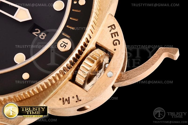 PN968LE – PAM 968 Submersible Sophisticated 426