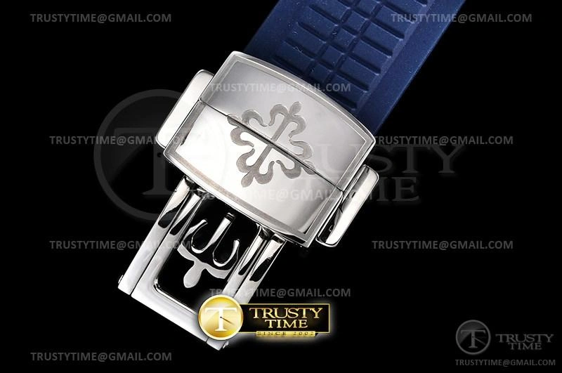 PP0326 – Aquanaut Chronograph WaterResistant 470