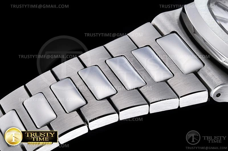 PP0334B – Nautilus RelaxedFit 476