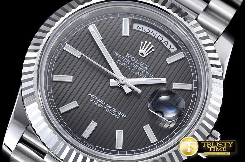 RDD0202B – DayDate 40mm ModernLook 666