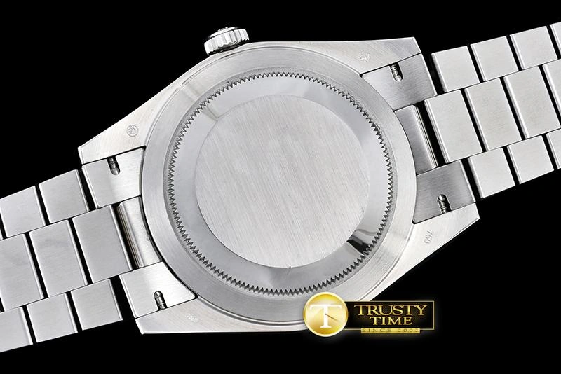 RDD0206C – DayDate Trendsetting 670