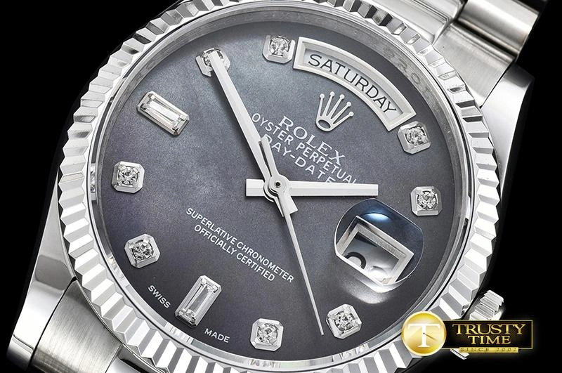 RDD0214B – DayDate 36mm GoAnywhere 682